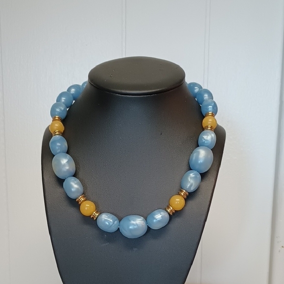 Blue and Gold Beaded Necklace - Picture 1 of 1